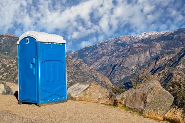 Best Portable restroom trailer rental  in Thief River Falls, MN